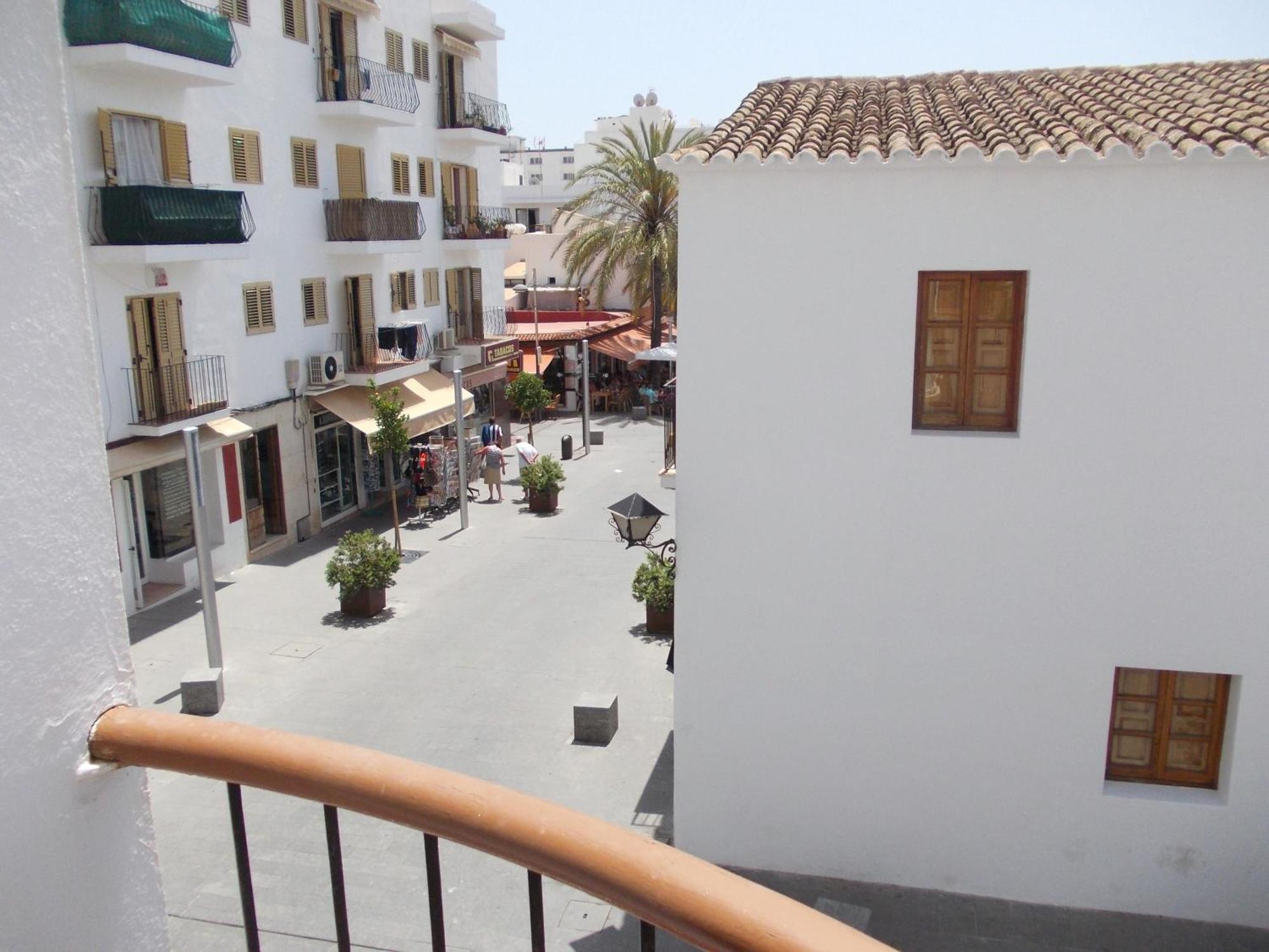 Hostal Rey Santa Eularia des Riu Buitenkant foto