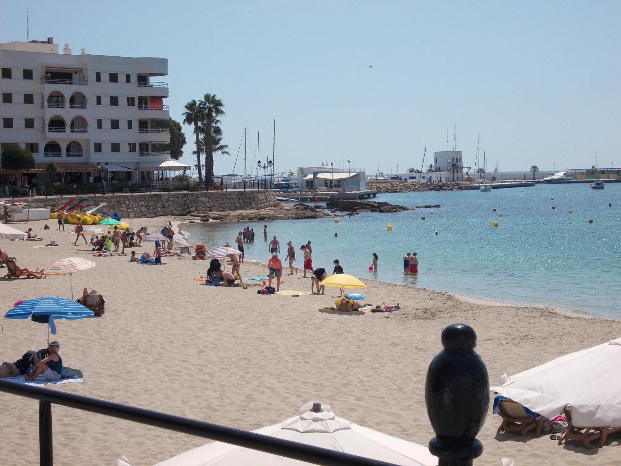 Hostal Rey Santa Eularia des Riu Buitenkant foto