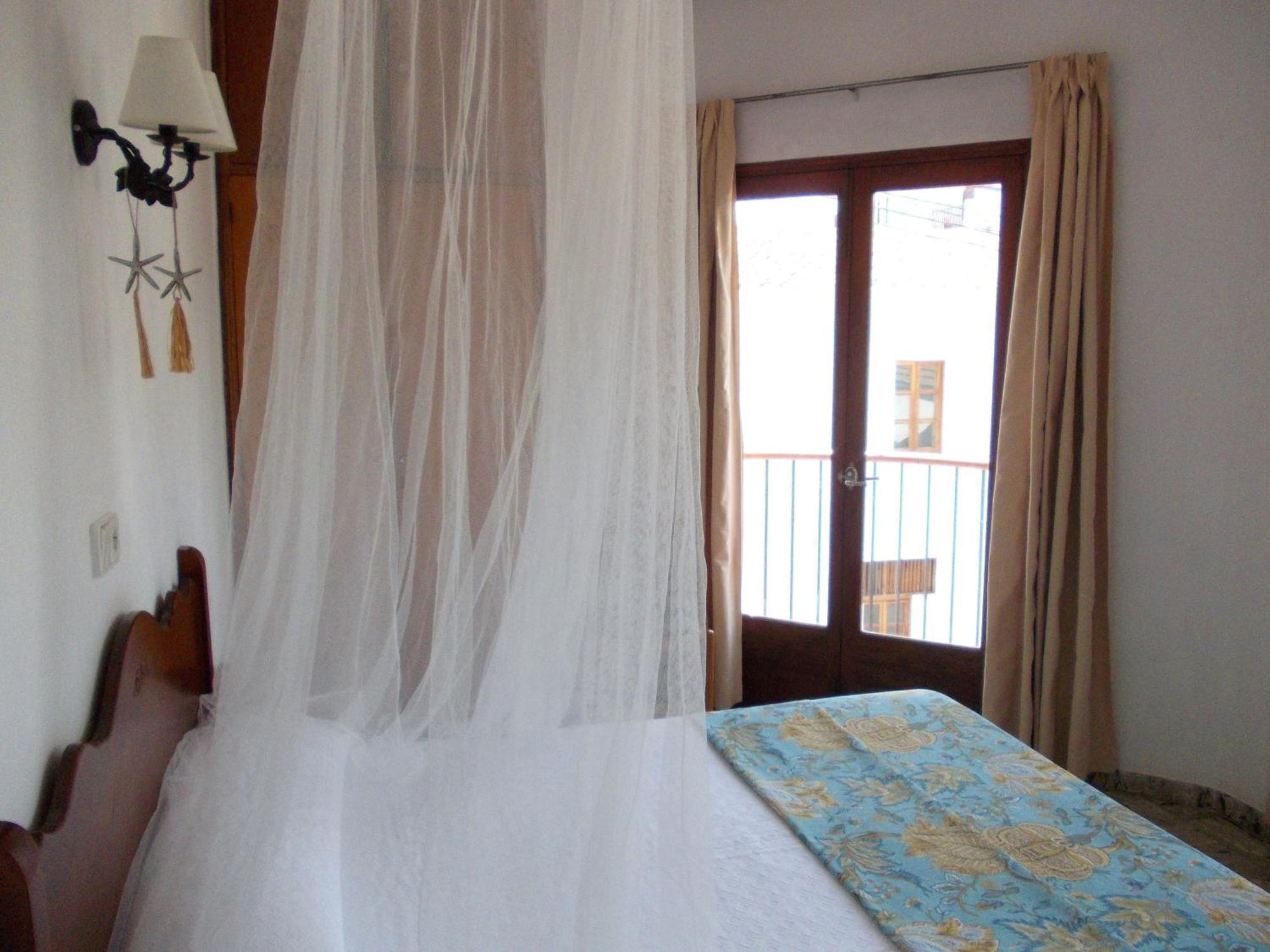 Hostal Rey Santa Eularia des Riu Buitenkant foto