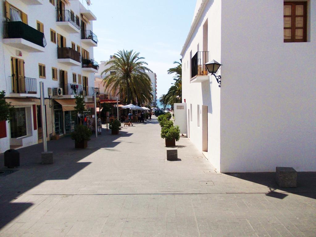 Hostal Rey Santa Eularia des Riu Buitenkant foto
