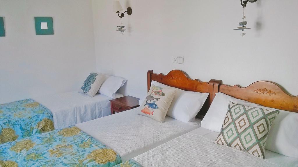 Hostal Rey Santa Eularia des Riu Buitenkant foto